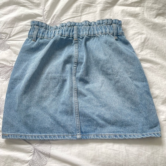 Mini Jean skirt - Picture 3 of 3